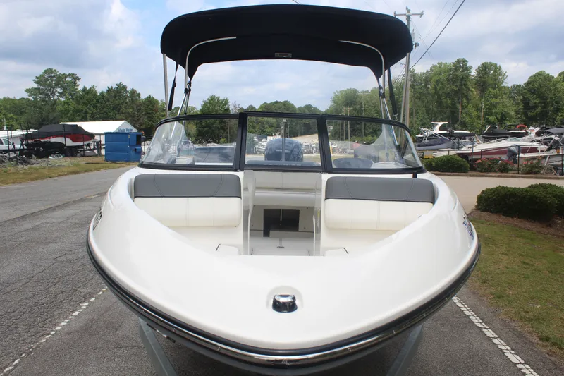 Slide: The Image of Bayliner 170 BR 2022 - 4