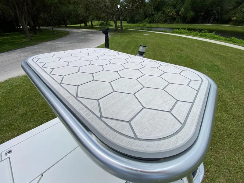 Slide: The Image of East Cape 18 EVO 2020 - 64