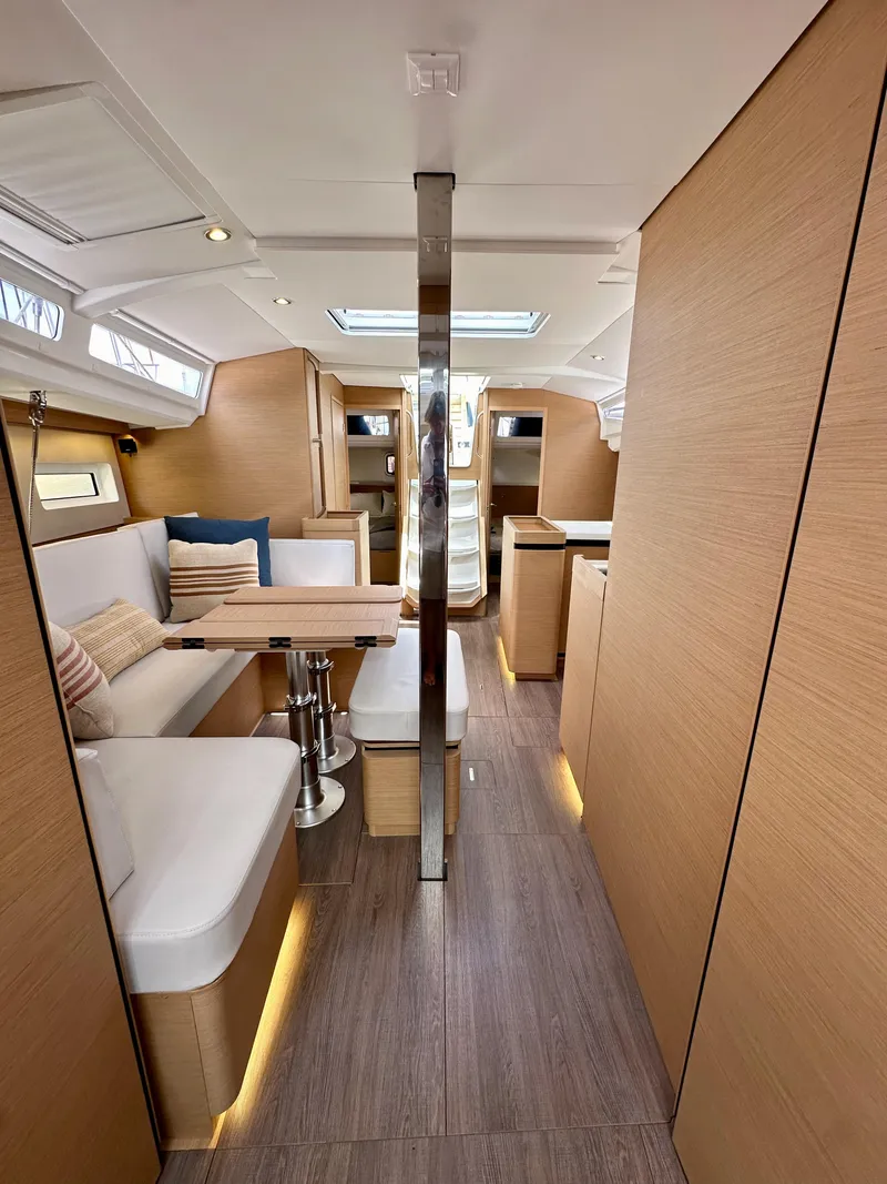 Slide: The Image of Jeanneau Sun Odyssey 440 2021 - 91
