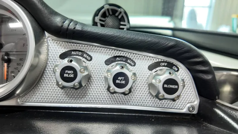 Slide: The Image of MasterCraft X46 2016 - 46