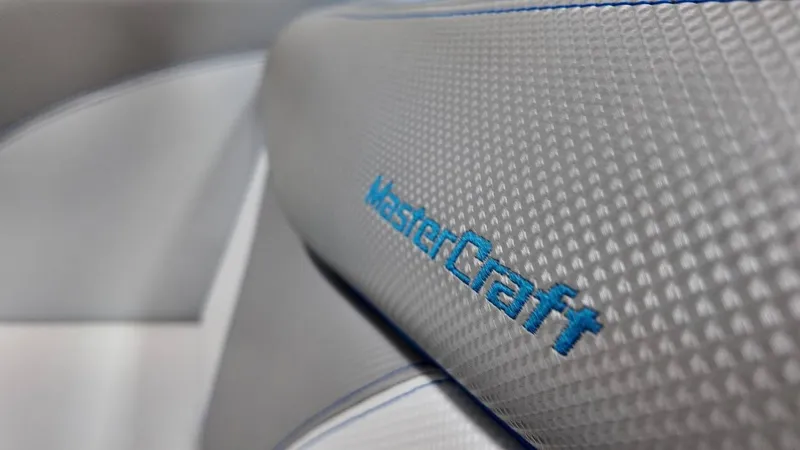 Slide: The Image of MasterCraft X46 2016 - 59