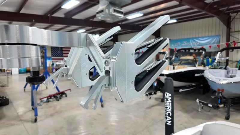 Slide: The Image of MasterCraft X46 2016 - 87