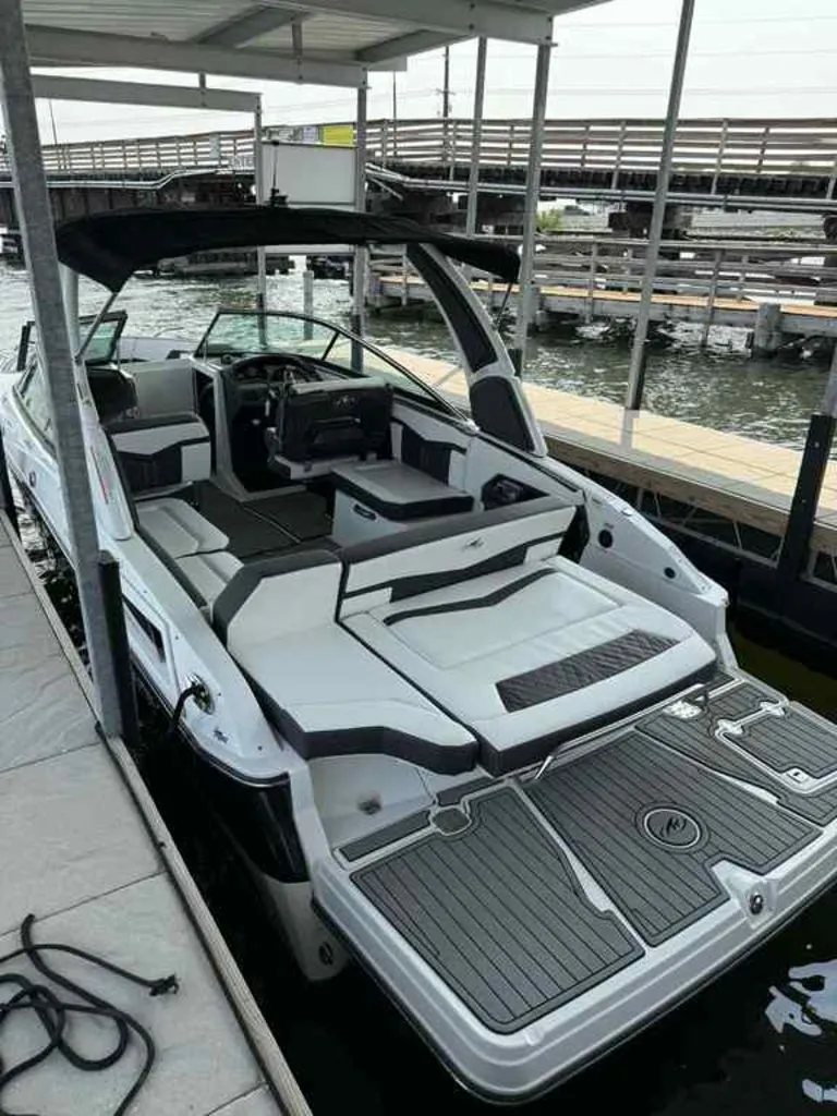 Slide: The Image of Monterey 278SS Super Sport 2021 - 4