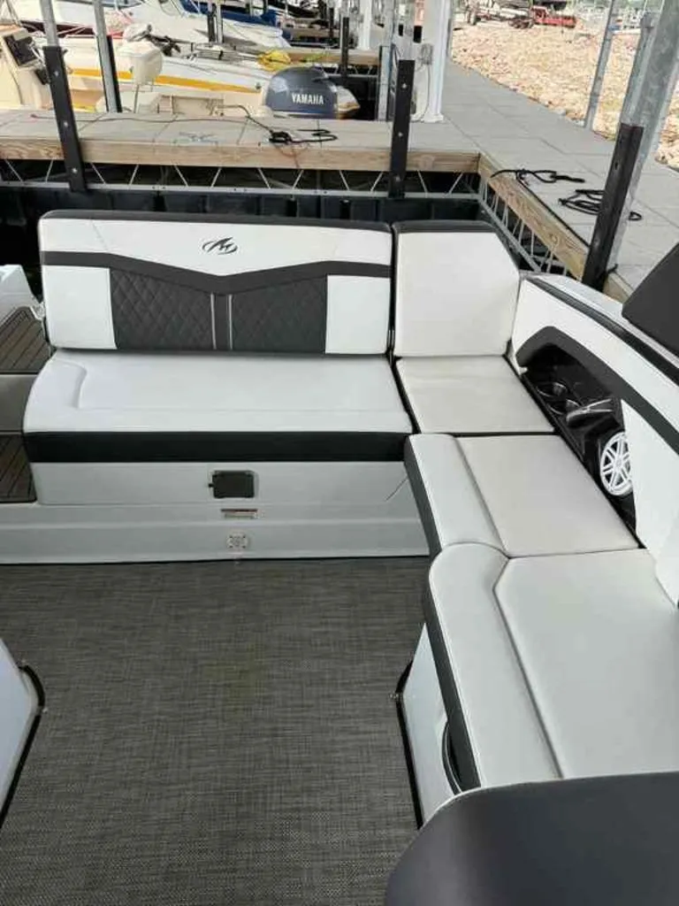 Slide: The Image of Monterey 278SS Super Sport 2021 - 9