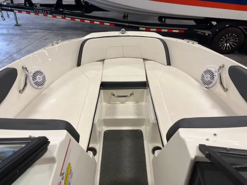 Slide: The Image of Sea Ray SPX 190 2018 - 5