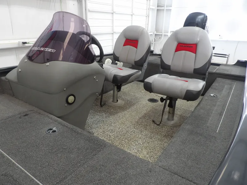 Slide: The Image of Tracker SUPER PRO GUIDE V16 2015 - 11