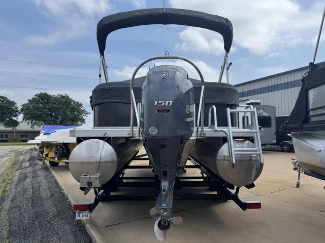 Slide: The Image of Bennington 22 SSR 2022 - 3