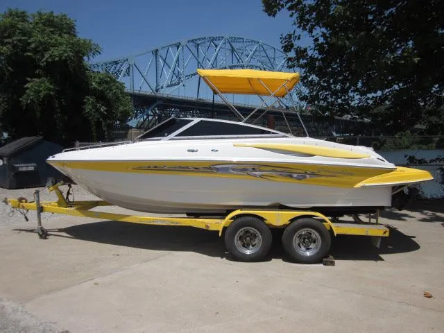 Slide: The Image of Crownline Boats 210 LS 2007 - 1
