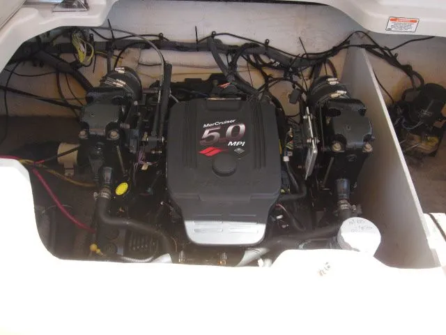 Slide: The Image of Crownline Boats 210 LS 2007 - 14