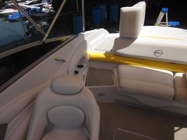 Slide: The Image of Crownline Boats 210 LS 2007 - 16