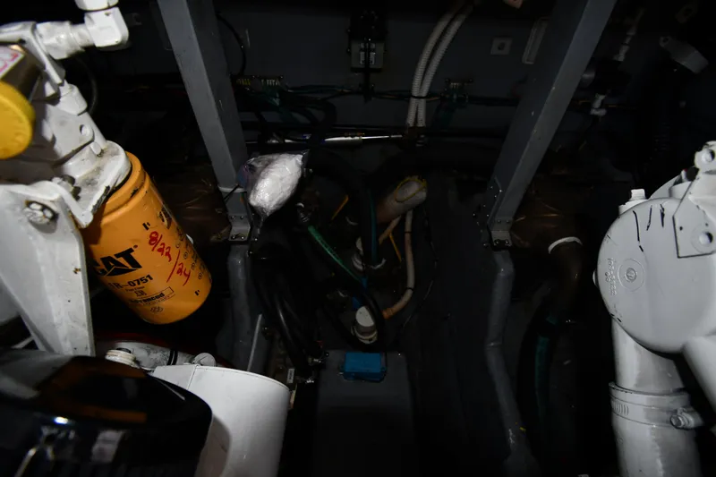 Slide: The Image of Sea Ray 400 Sundancer 1998 - 67