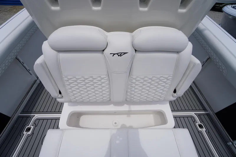 Slide: The Image of Tidewater 282 CC Adventure 2026 - 50