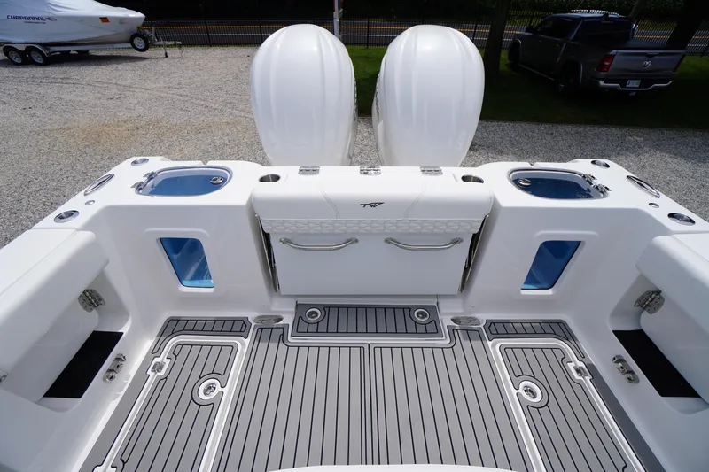 Slide: The Image of Tidewater 282 CC Adventure 2026 - 53