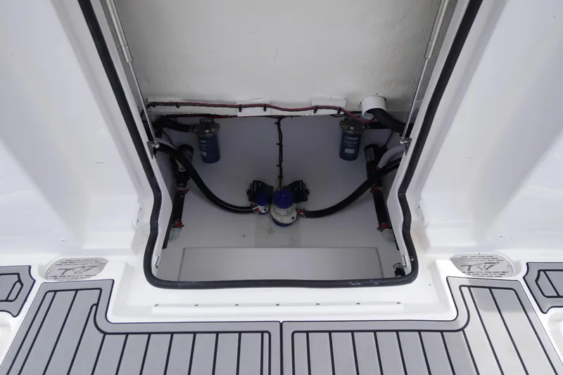 Slide: The Image of Tidewater 282 CC Adventure 2026 - 62