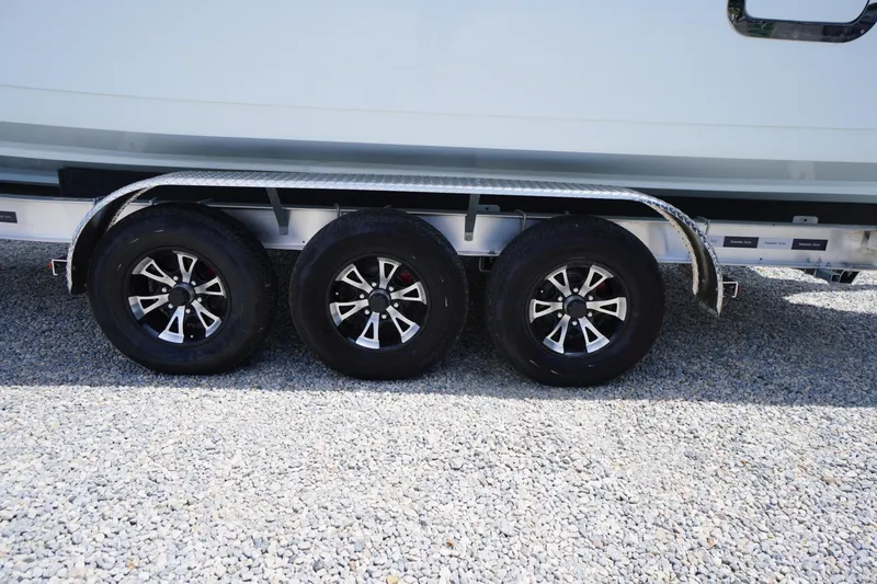 Slide: The Image of Tidewater 282 CC Adventure 2026 - 75