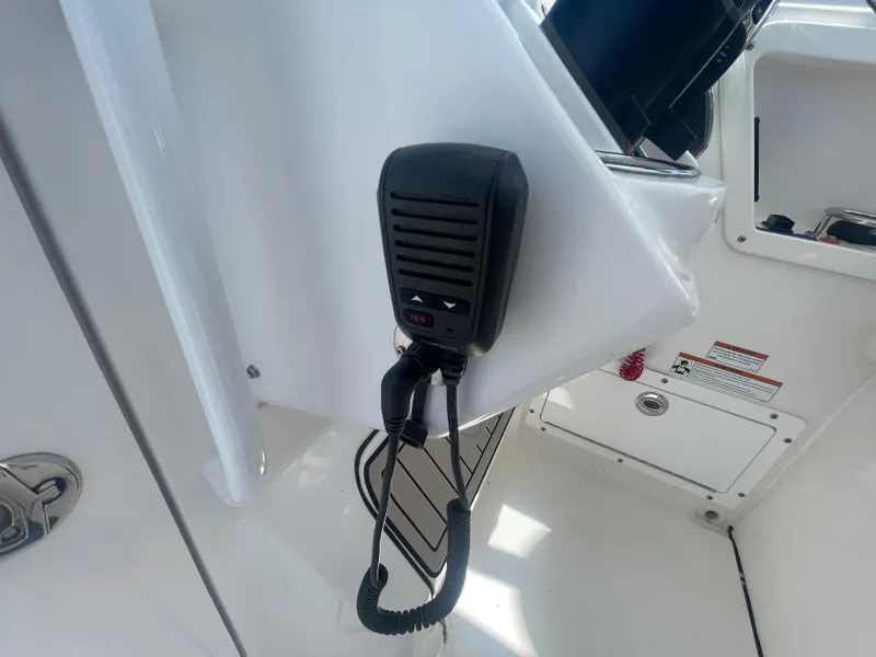 Slide: The Image of Boat communication device on 2021 Edgewater 262 CX console. - 20