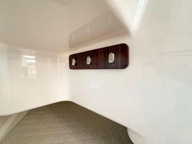 Slide: The Image of Pursuit DC 365 Dual Console 2022 - 60