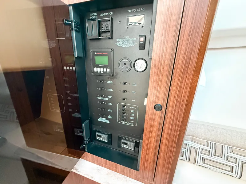 Slide: The Image of Pursuit DC 365 Dual Console 2022 - 65