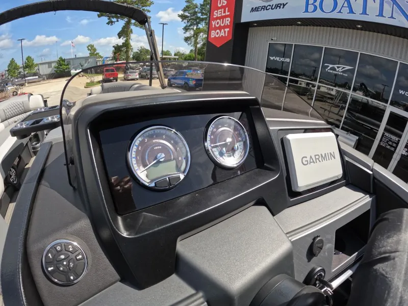 Slide: The Image of Avalon CAT VRB25T 2025 - 20