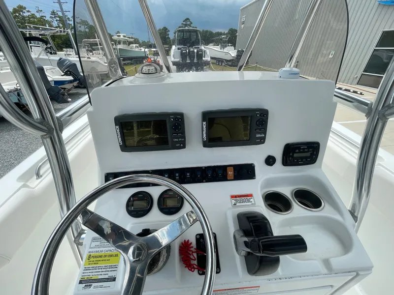 Slide: The Image of Sea Hunt Ultra 234 2015 - 11