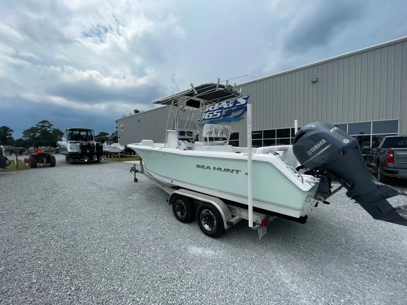 Slide: The Image of Sea Hunt Ultra 234 2015 - 2