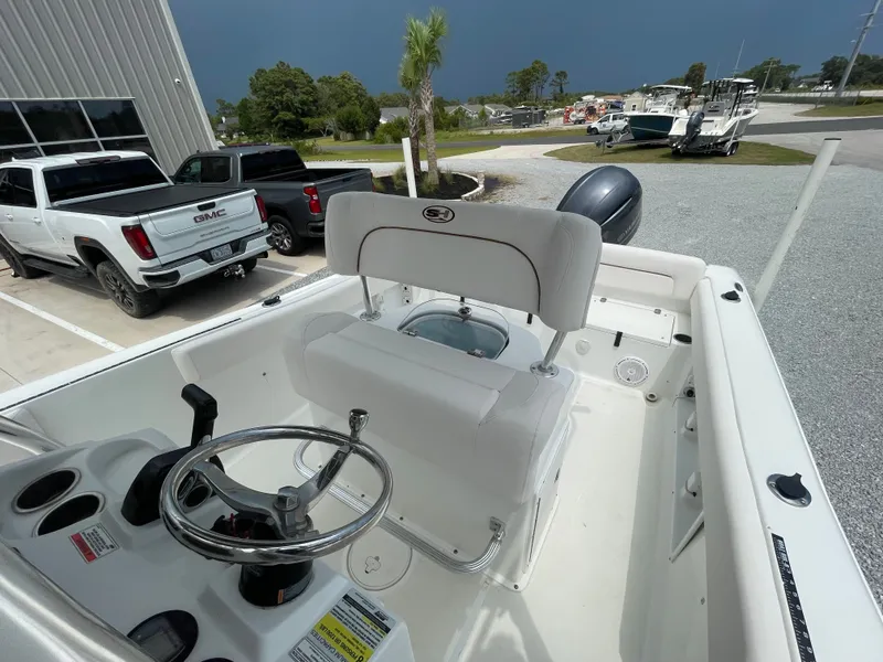 Slide: The Image of Sea Hunt Ultra 234 2015 - 9