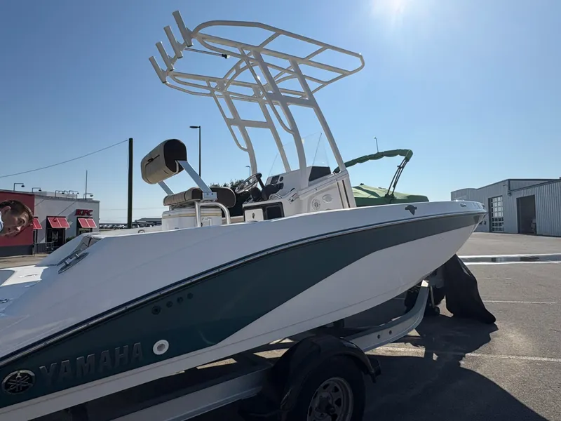 Slide: The Image of Yamaha 195 FSH Sport 2021 - 1