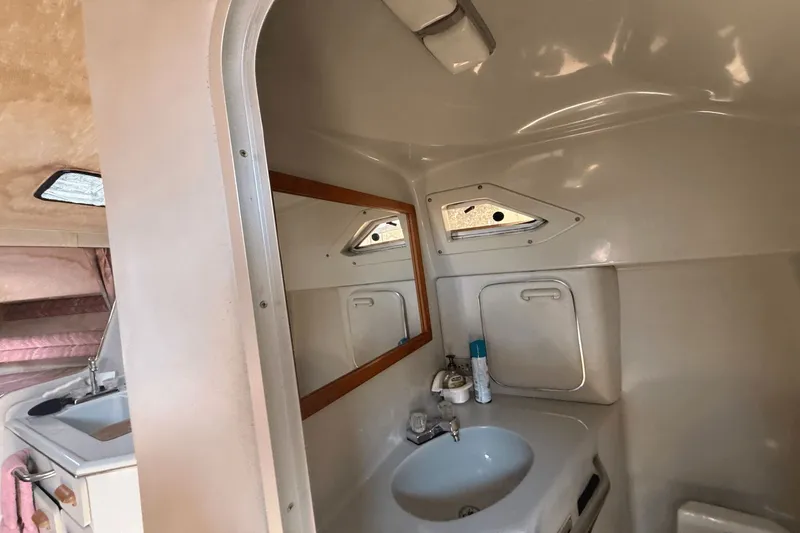 Slide: The Image of Sea Ray Sundancer 280 1990 - 17