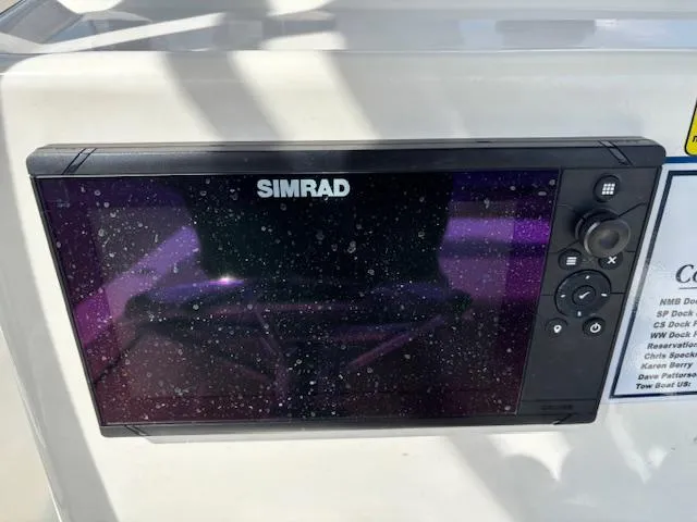 Slide: The Image of Simrad display on 2022 May-Craft 2300 CCX boat console. - 22