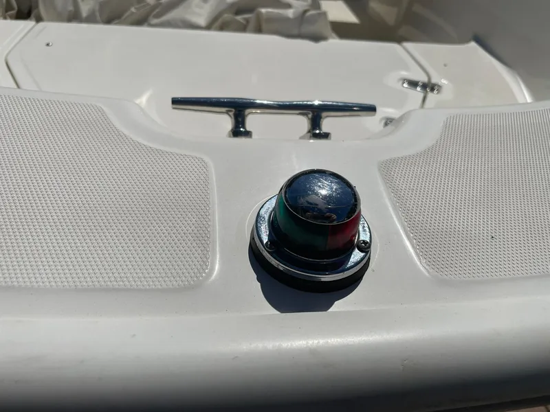 Slide: The Image of BOW LIGHT & CLEAT - 15