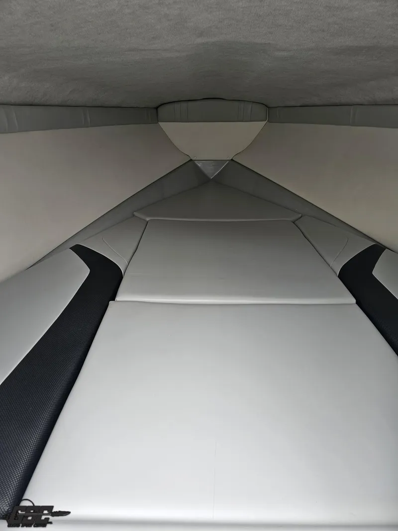 Slide: The Image of Baja 23 Outlaw 2005 - 76