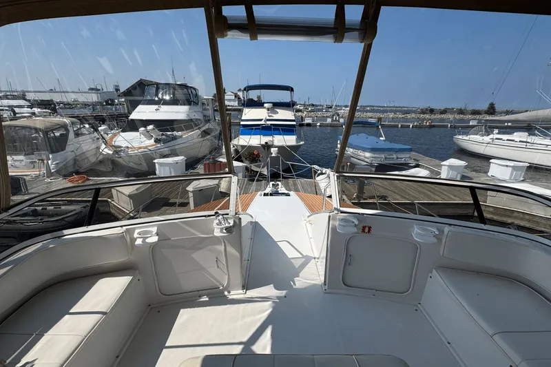 Slide: The Image of Carver Yachts 380 Santego 1999 - 15