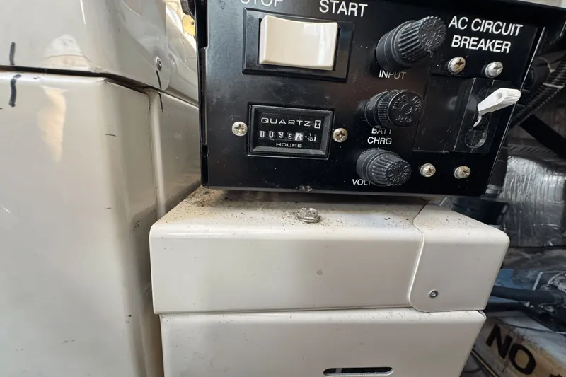 Slide: The Image of Carver Yachts 380 Santego 1999 - 35