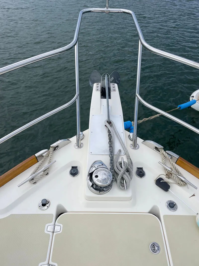 Slide: The Image of Anchor pulpit & windlass - 31