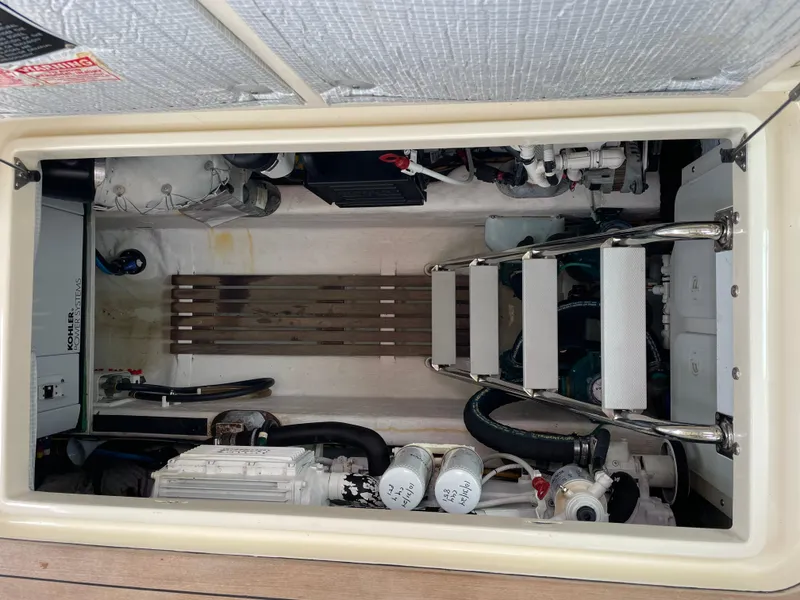 Slide: The Image of Engine room - 33