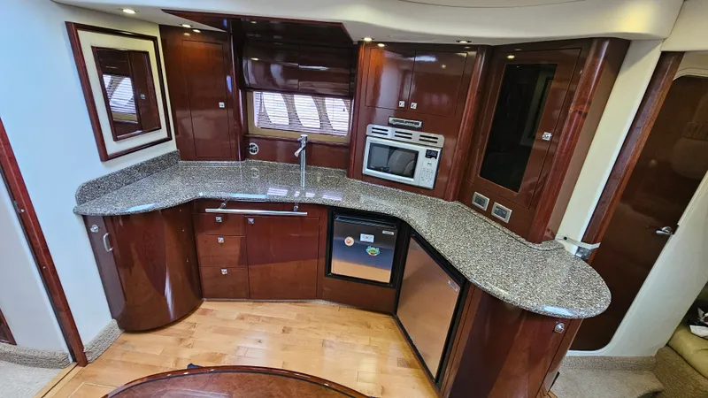 Slide: The Image of Sea Ray 44 Sundancer 2008 - 35