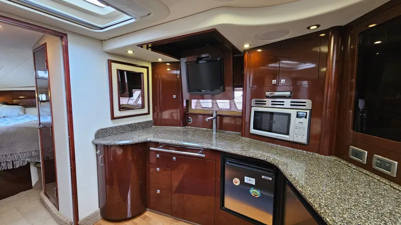 Slide: The Image of Sea Ray 44 Sundancer 2008 - 36