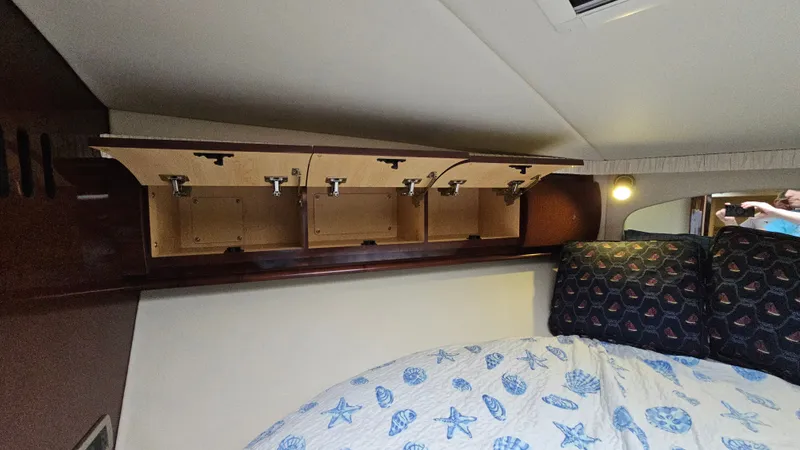 Slide: The Image of Sea Ray 44 Sundancer 2008 - 54