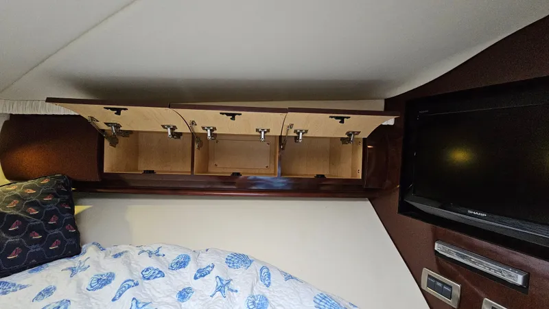 Slide: The Image of Sea Ray 44 Sundancer 2008 - 55