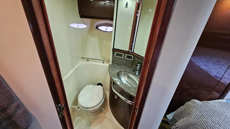 Slide: The Image of Sea Ray 44 Sundancer 2008 - 66