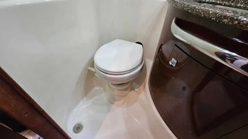 Slide: The Image of Sea Ray 44 Sundancer 2008 - 67