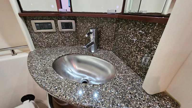 Slide: The Image of Sea Ray 44 Sundancer 2008 - 68