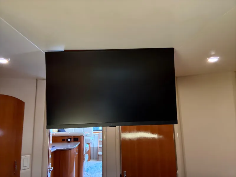 Slide: The Image of Carver 36 Mariner 2006 - 52