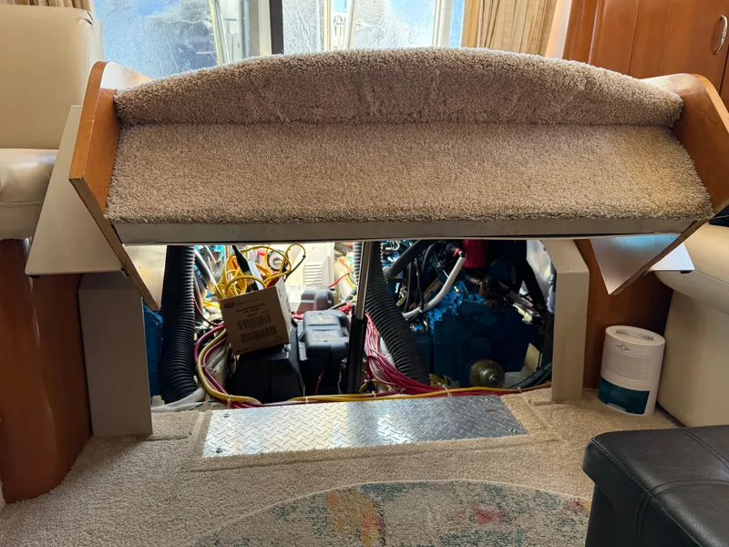 Slide: The Image of Carver 36 Mariner 2006 - 61