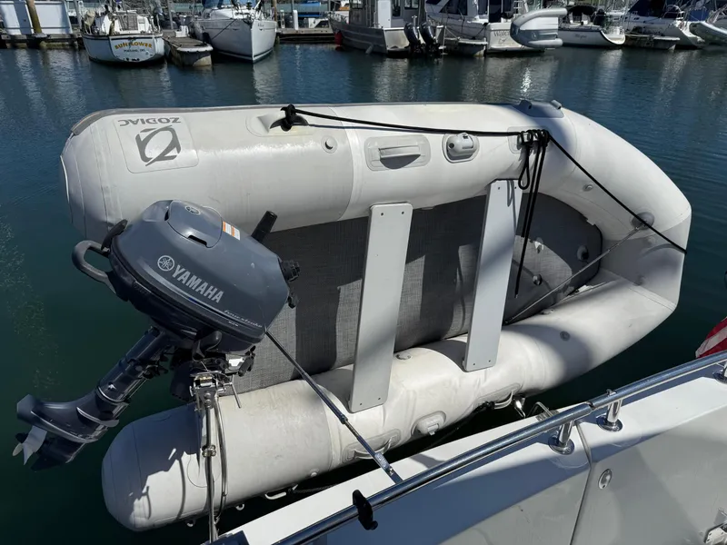 Slide: The Image of Carver 36 Mariner 2006 - 68