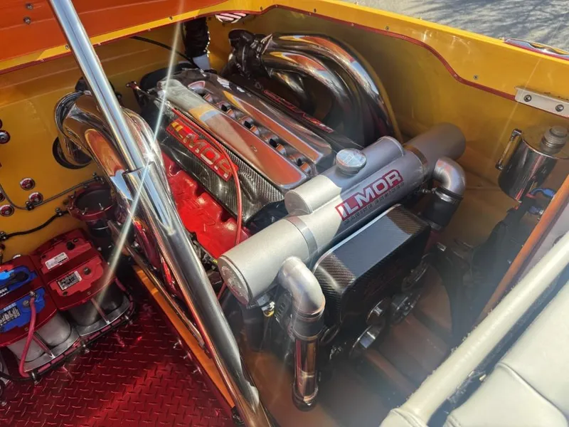 Slide: The Image of Engine compartment of a 2006 Eliminator 33 Daytona with Ilmor engine components. - 47