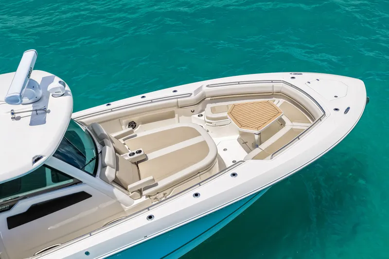 Slide: The Image of Boston Whaler 380 Outrage 2026 - 54