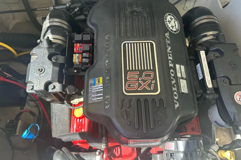 Slide: The Image of Volvo Penta 5.0 GXi engine in a 2007 Crownline 220 LS boat. - 34