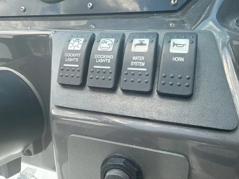 Slide: The Image of Monterey M-205 2019 - 19