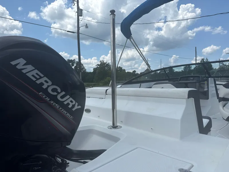 Slide: The Image of Monterey M-205 2019 - 20